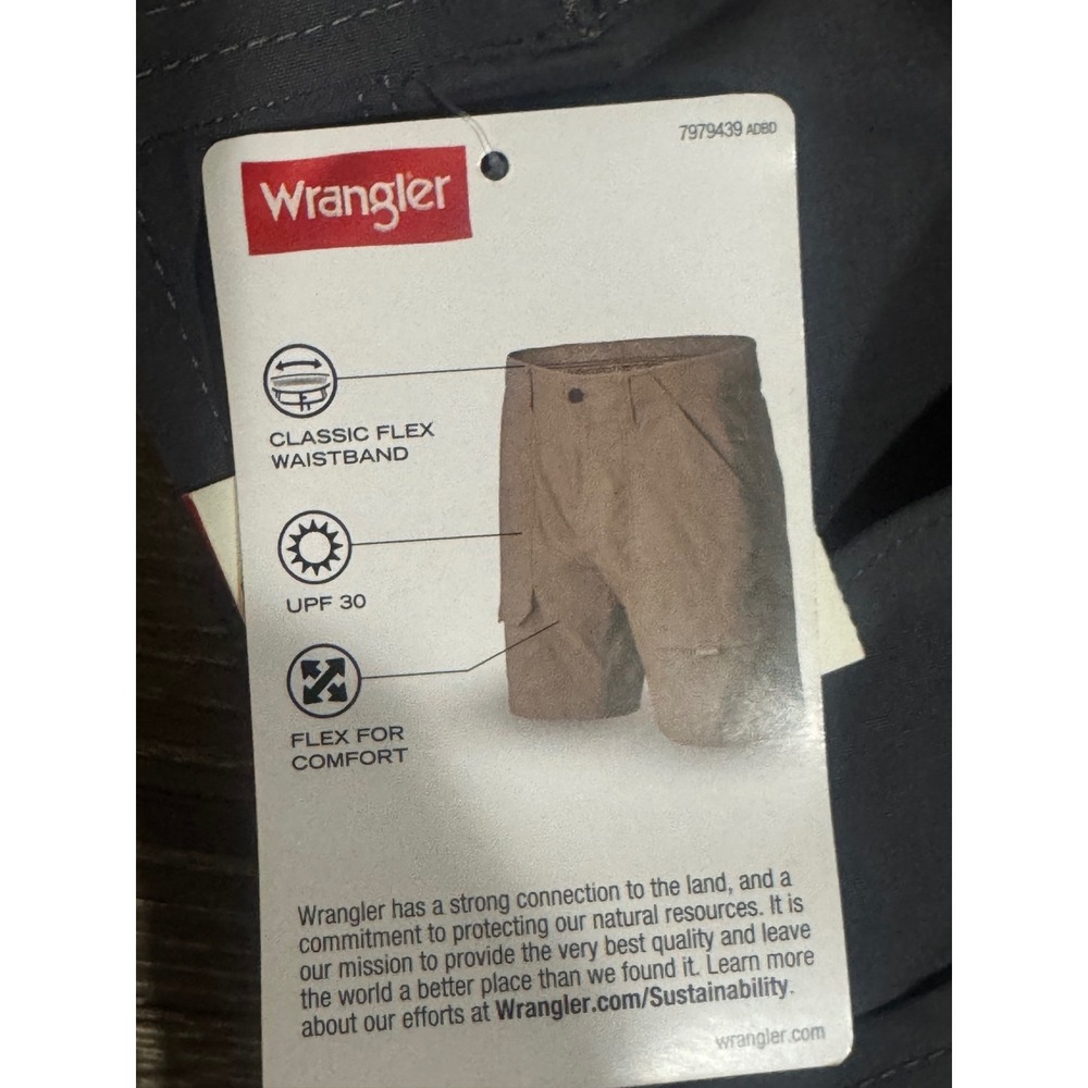Wrangler Mens Hiker Shorts Gray Flex Waist UPF 30 Stretch Cargo NW972GR Size 48 - Picture 5 of 9